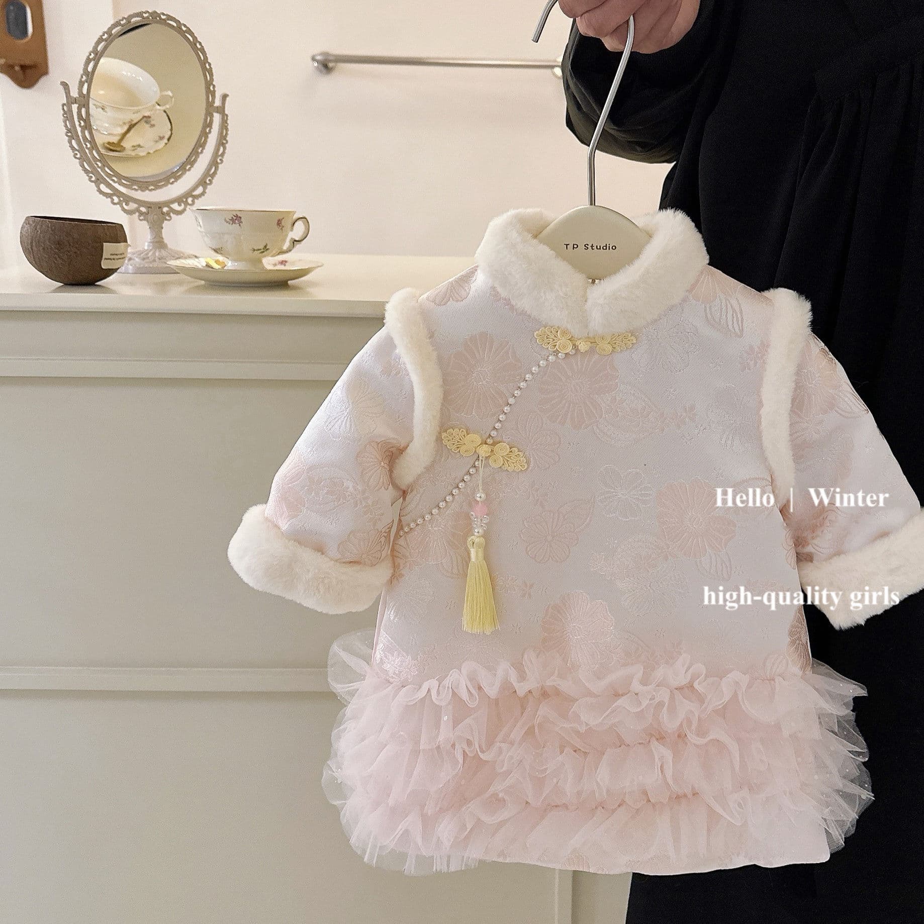 Tian Xiaosi Girls' Princess Dress New Year Outfit, 2025 New Style, First Birthday Party Dress, Baby Girl Elegant New Year Dress, Winter Style