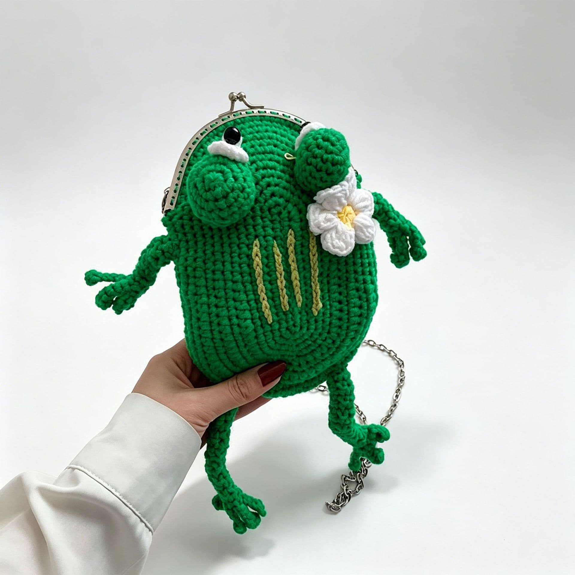 Handmade crocheted three-dimensional frog mouth gold crossbody bag with long legs, childlike and cute parent-child chain small bag wholesale