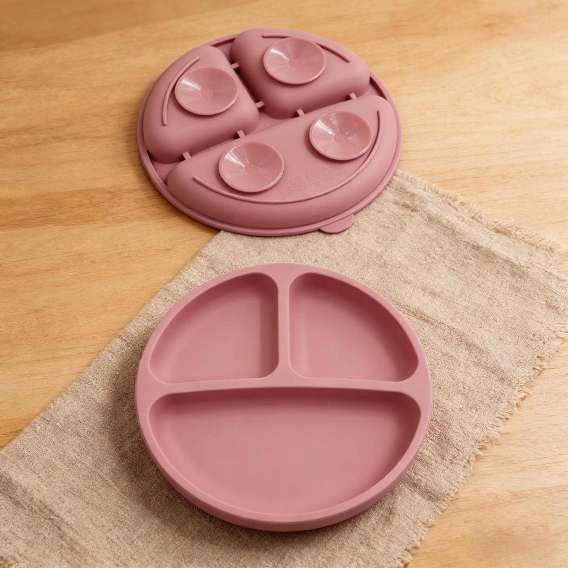 Amazon Best-Selling Kids Suction Round Silicone Plate, Infant Feeding Anti-Spill Fixed Three-Compartment Smiley Face Plate