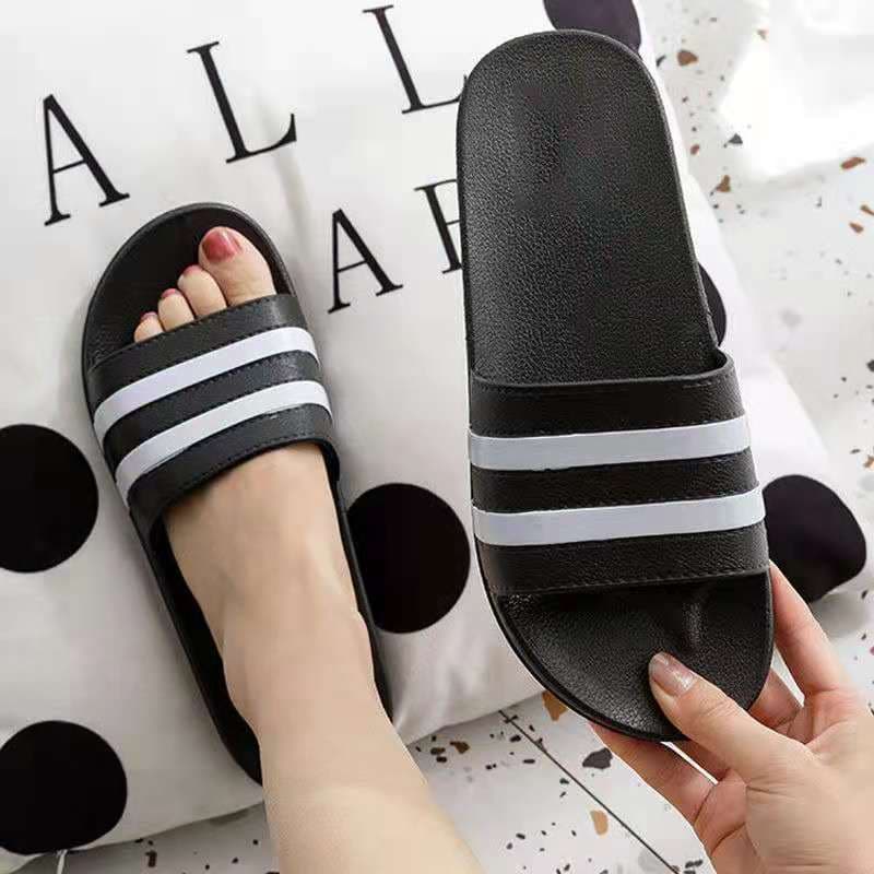 2025 New Slippers for Men Summer Outerwear Korean Version Trendy Thick-soled Men's Slippers for Home Use Non-Slip Couple Slippers for Women