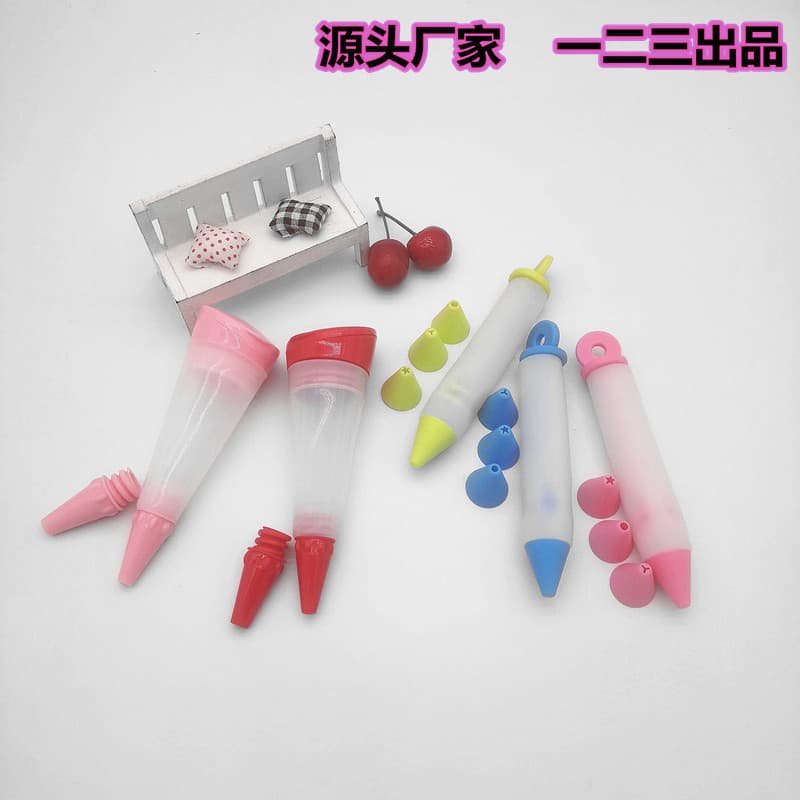 4-head silicone piping pen, chocolate butter gun, cookie dispenser, milking nozzle, cake writing pen, cone shape