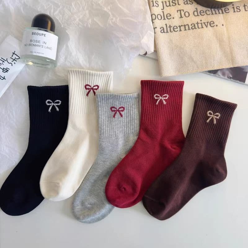 Kids Socks for Autumn and Winter, Girls Baby Bow Cotton Mid-Calf Socks, Girls Older Kids Cotton Sports Socks, Trendy Socks