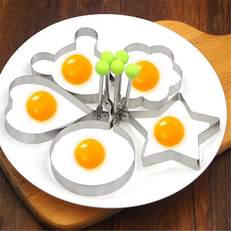 Creative Stainless Steel Egg Frying Pan, Heart-Shaped Egg Mold, Heart Model Egg Ring for Frying and Steaming Poached Eggs