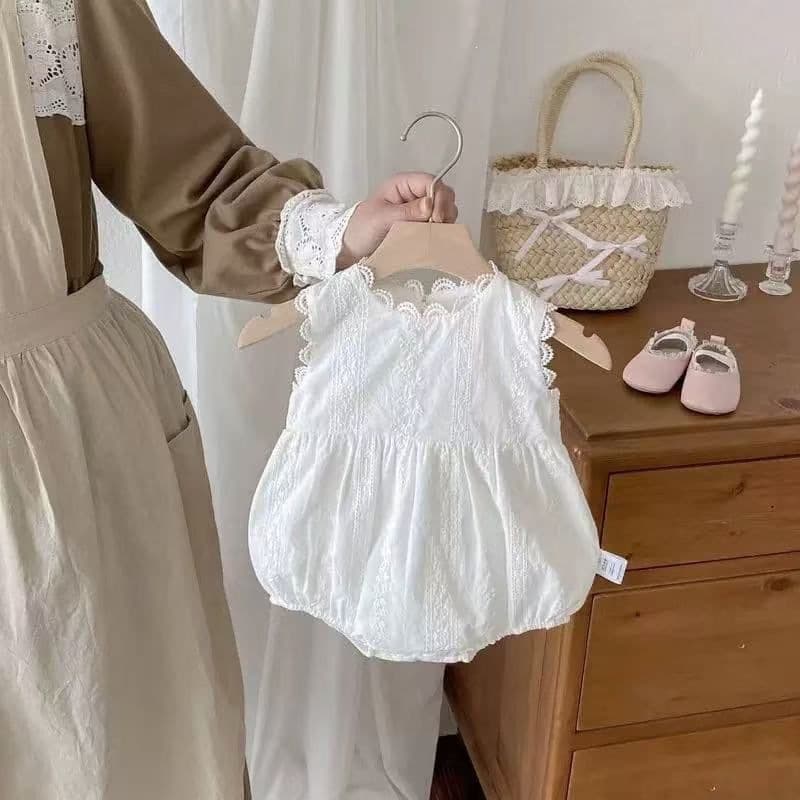 Summer Lace Romper Full Moon Outfit Baby Clothes for Girls 100-Day Birthday Stylish Princess Dress