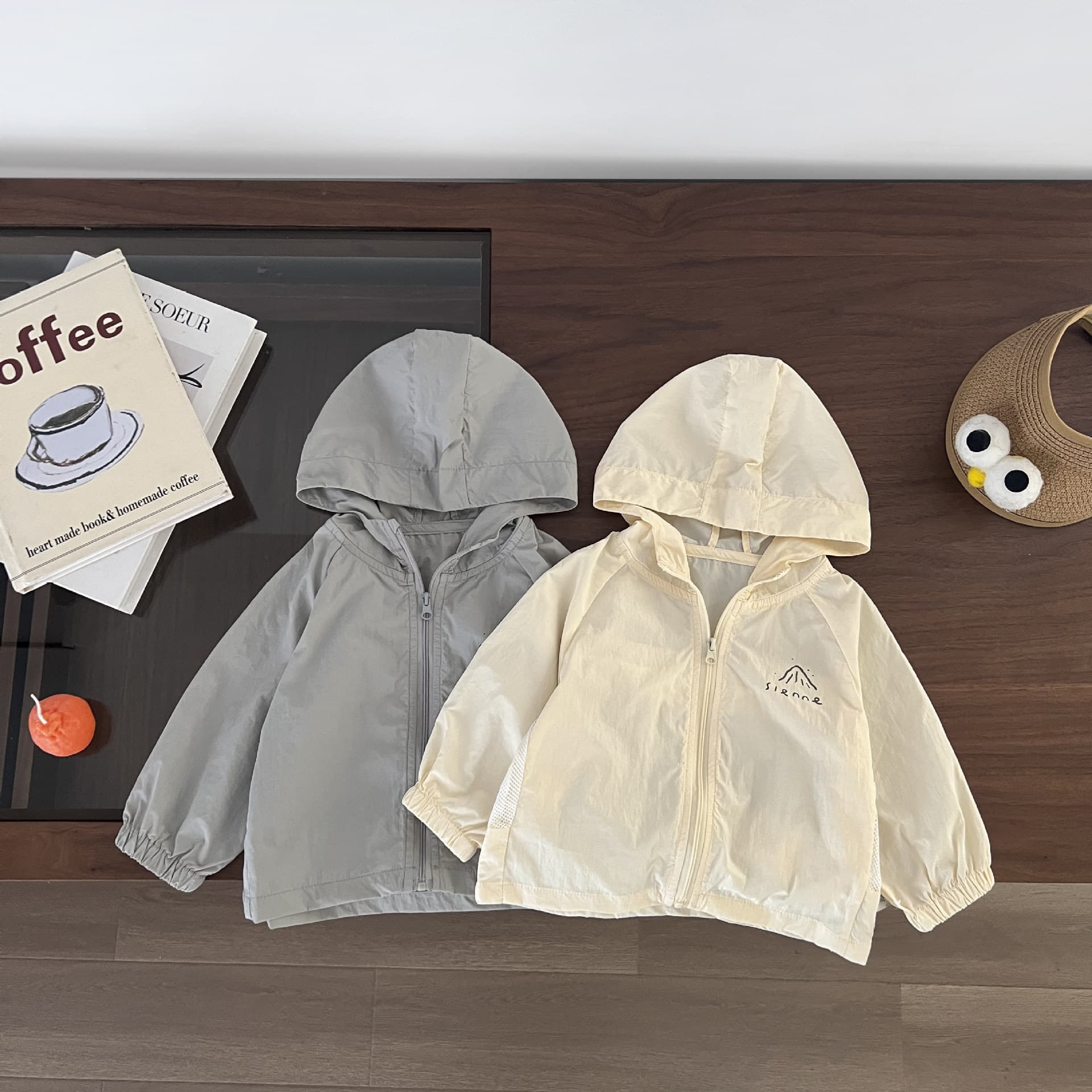 Children's Summer Sun Protection Jacket, Thin Cardigan Skin Coat for Girls, Lightweight Breathable Sports Hooded Outerwear for Boys
