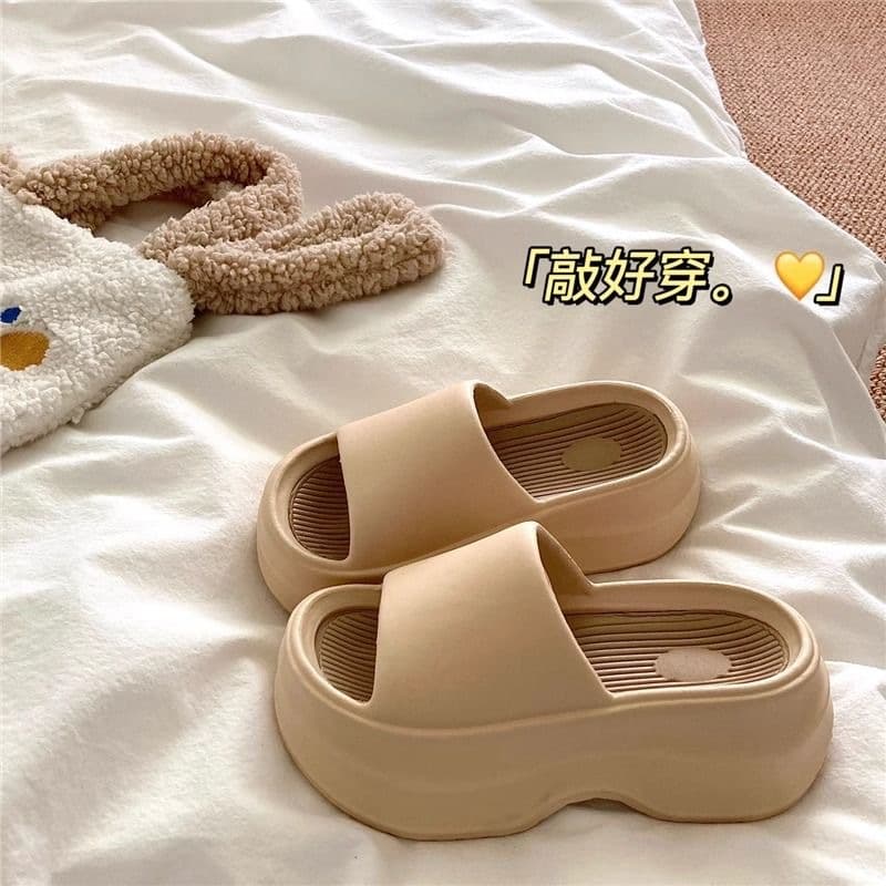 Thick Sole Slides Women 2024 New Summer Outdoor Wear EVA Soft Step Feeling Anti-slip Anti-odor Beach Height Increase Sandals