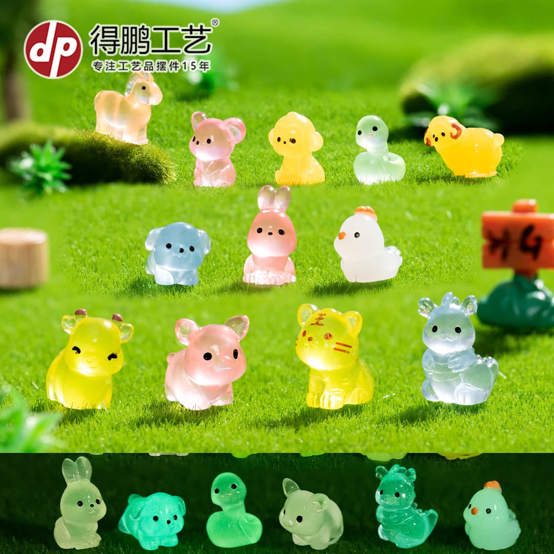 Micro Landscape Creative Cute Glow-in-the-Dark Zodiac Snake Year Figurine Decor Accessory Car Desktop Small Ornament