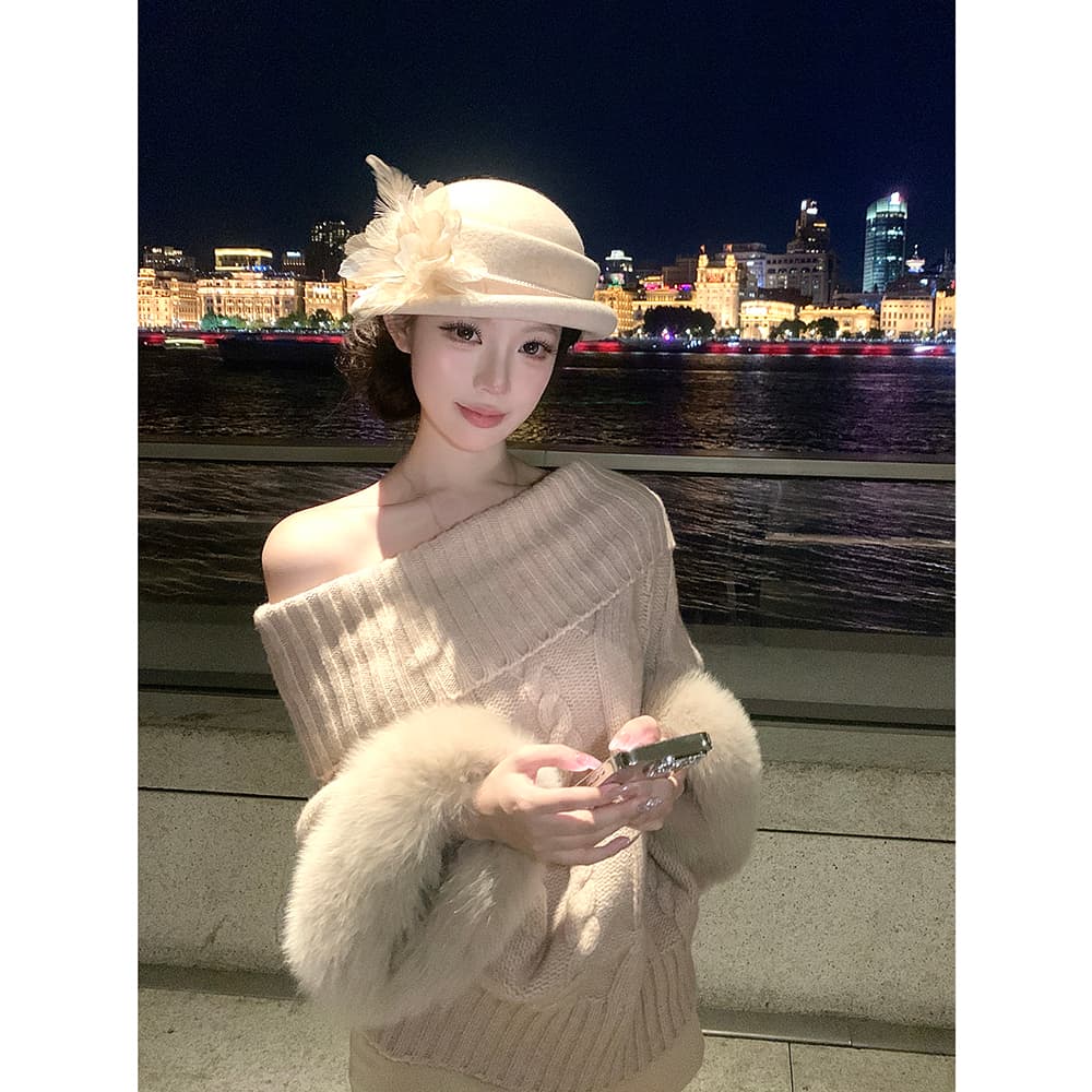 2025 Autumn New Women's Outerwear Contrast Design Faux Fox Fur Knit Sweater Pullover