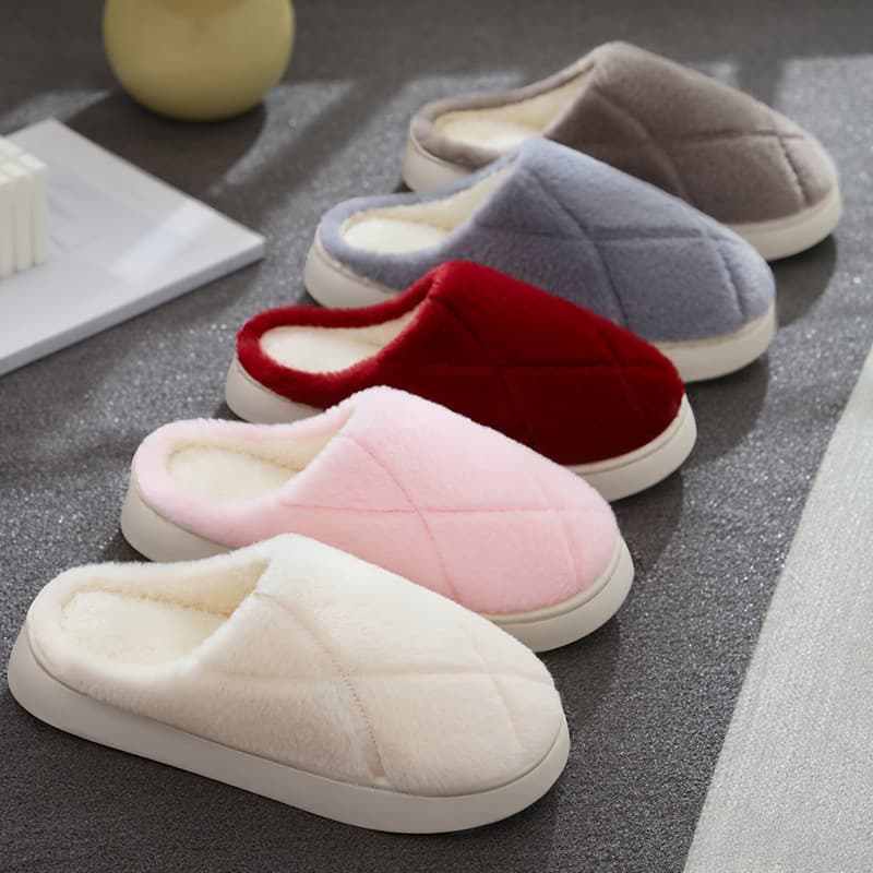 New Cross Plush Cotton Slippers for Women, Anti-Slip Couples Indoor Home Thick Sole Warm Cotton Slippers for Men, Autumn and Winter