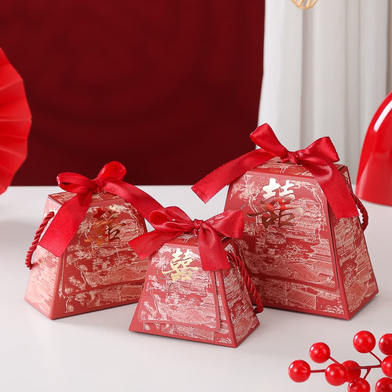 2026 New Style Candy Box Wedding Candy Box Candy Bag, High-End Creative Wedding Niche Candy Gift Paper Box