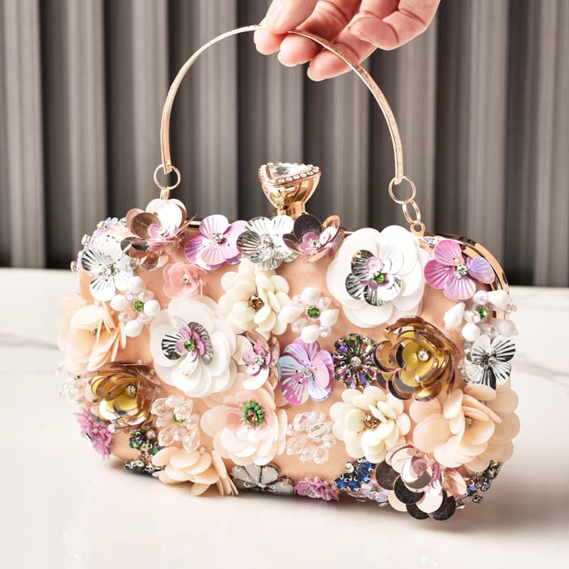 Strictly Hand-Embroidered Flowers and Sequins Bag, Vintage Handbag Evening Banquet Bag, Cross-Border Evening Dress Bag, Chaozhou Manufacturer