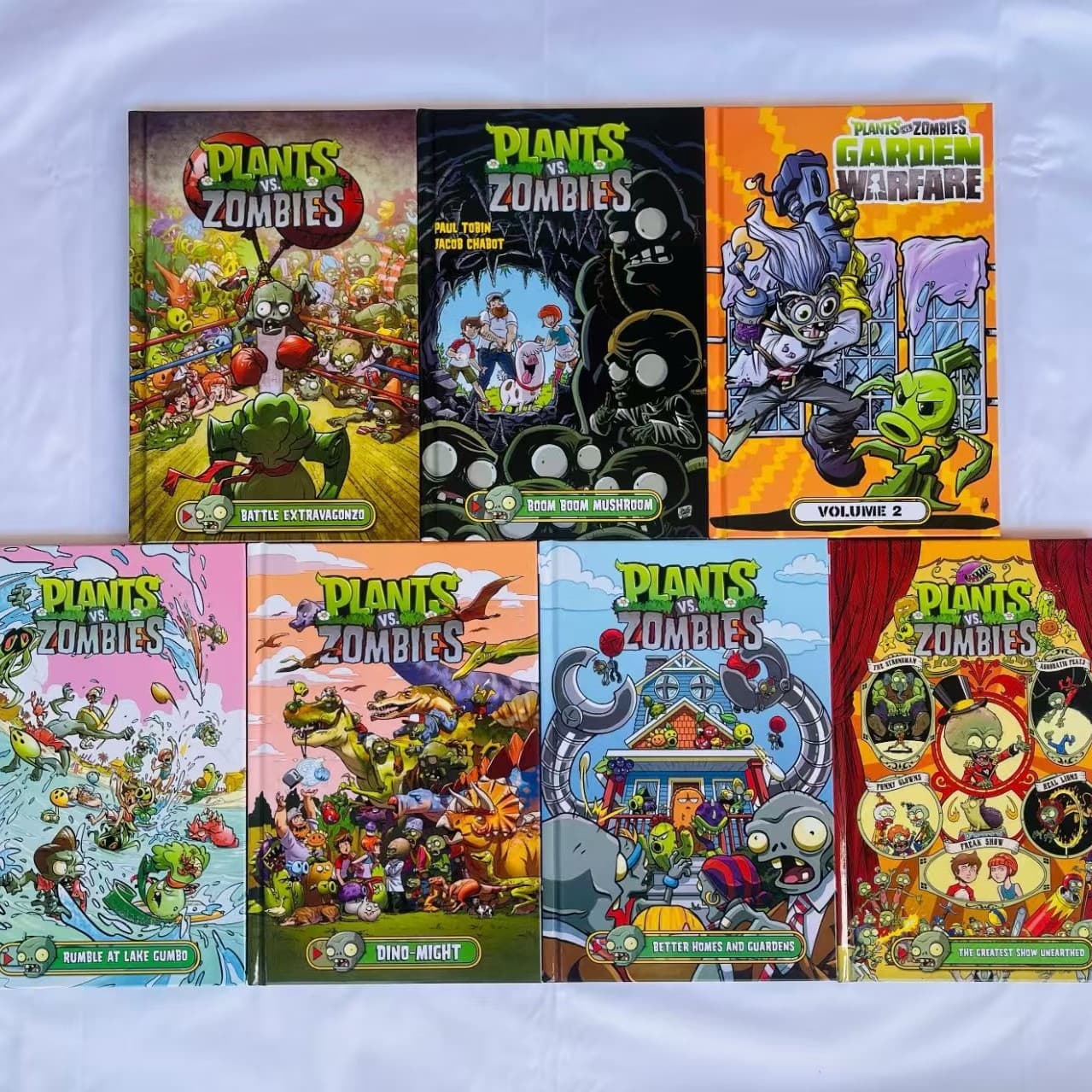 Plants vs. Zombies 7-Book Set Children's English Comic Hardcover Full-Color Humorous Picture Book
