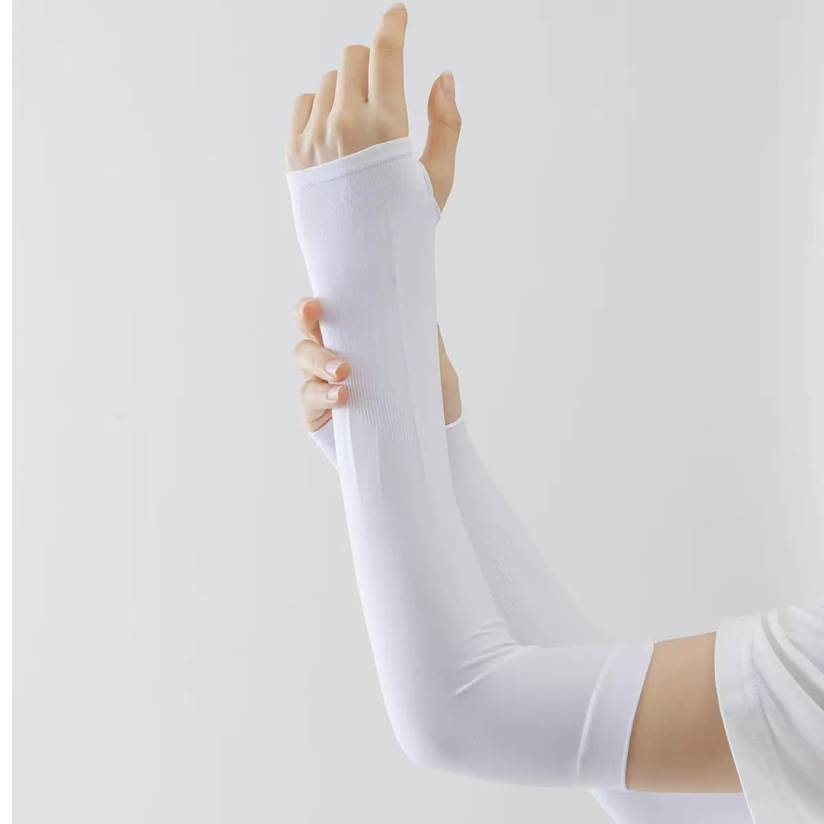 Ice Silk Sun Protection Arm Sleeves Outdoor Cycling Solid Color UPF50+ UV Protection Ice Silk Arm Sleeves Wholesale