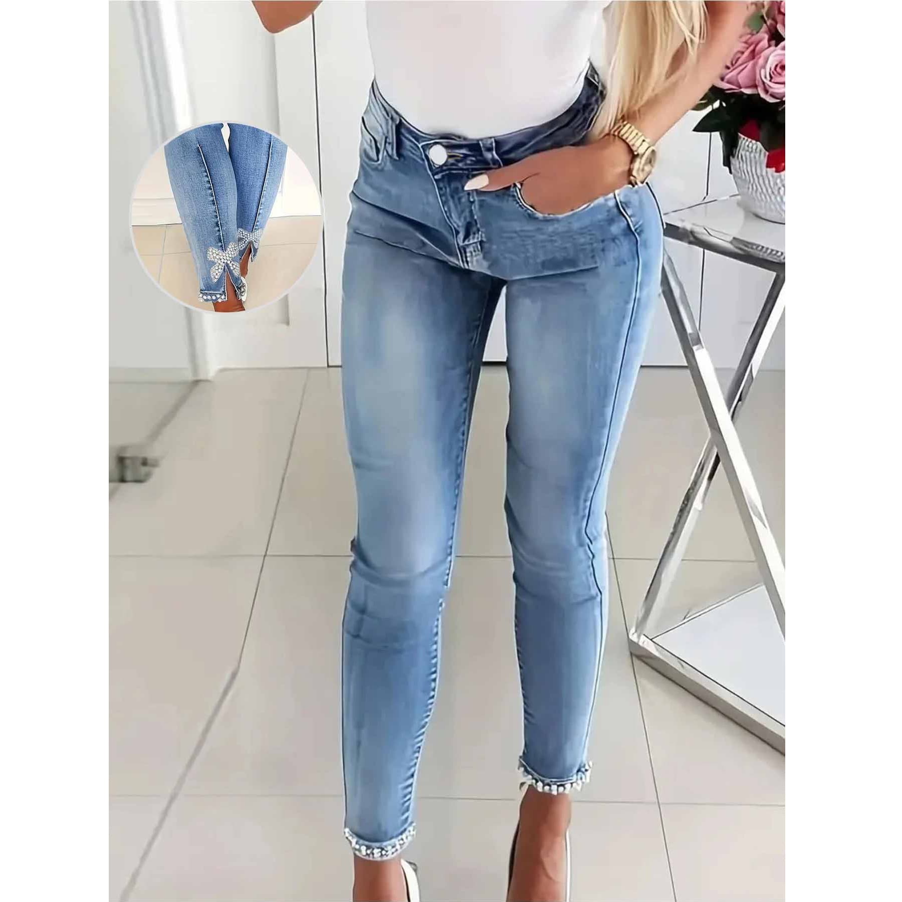 Plus Size Women Diamond Decor Bow Washed Stretch Jeans Slim Fit