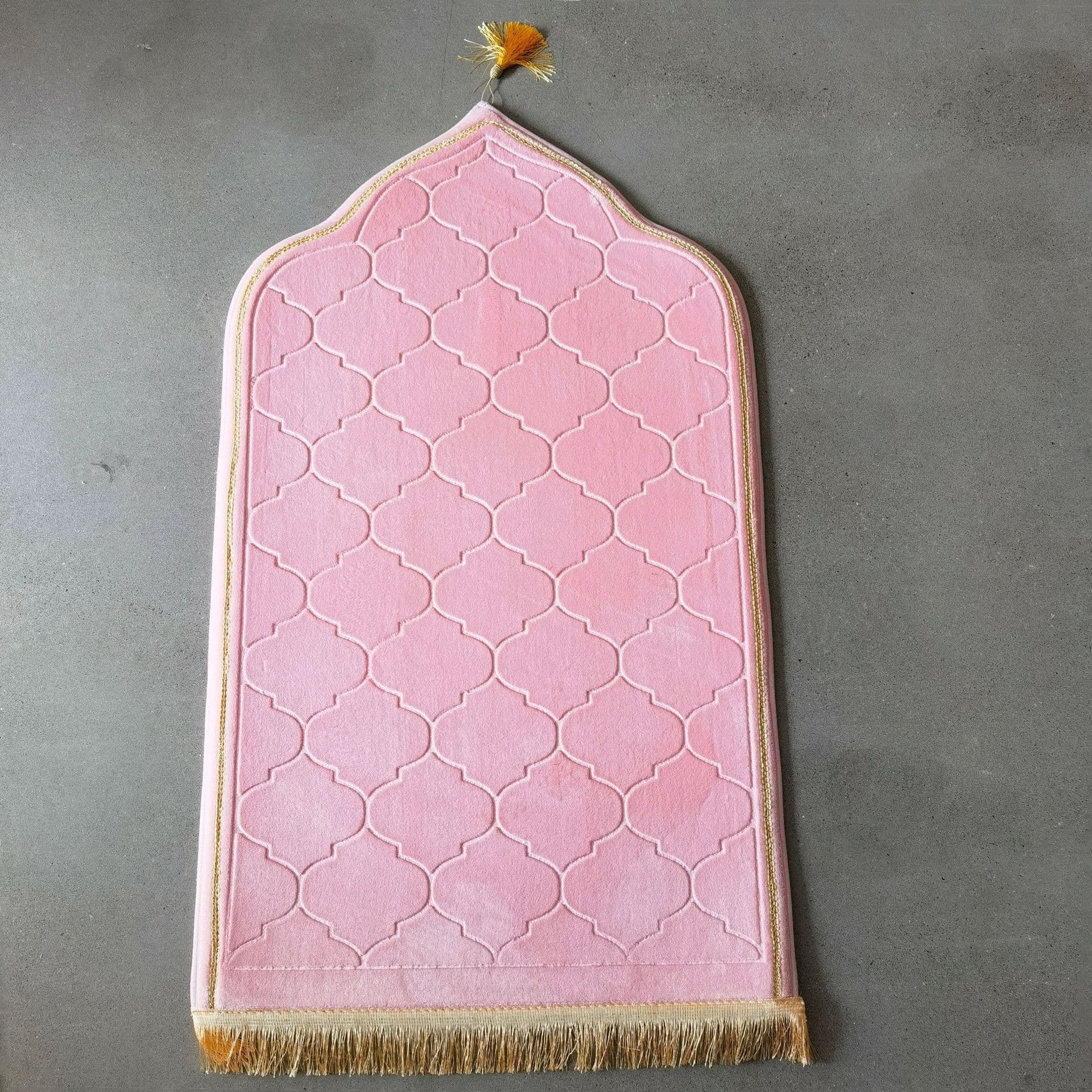 Amazon cross-border blanket special-shaped flannel embossed sponge thickened carpet floor mat blessing prayer mat