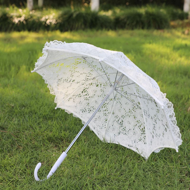 White Lace Umbrella for European Wedding Bride, Wedding Photography Decorative Umbrella, Long Handle Craft Dance Performance Prop
