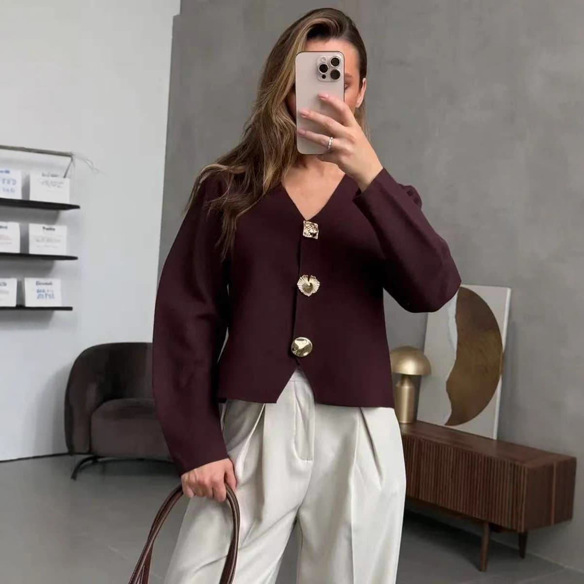 Amazon cross-border high-end short knitted cardigan for women 2025 autumn new slim fit metal button sweater