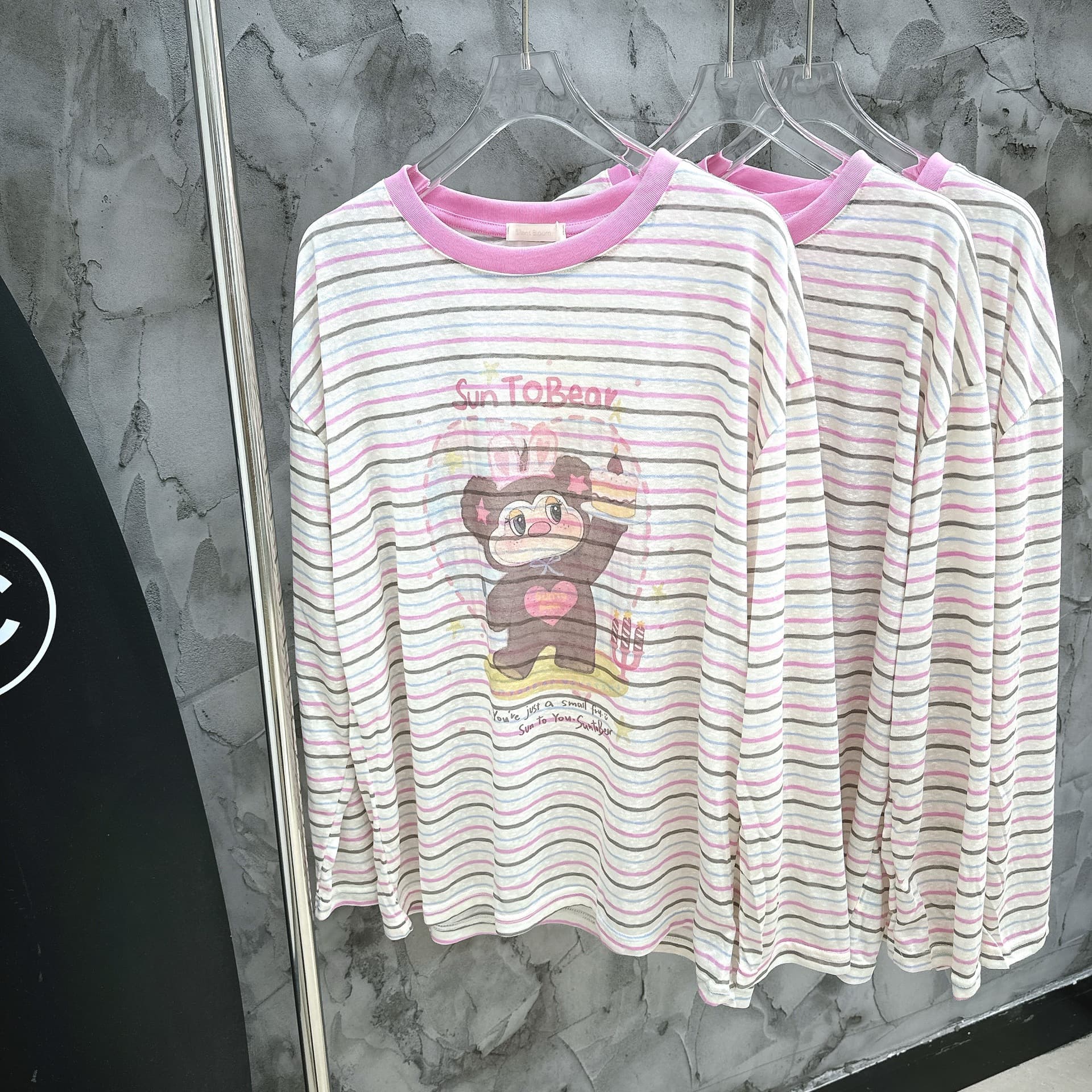 Sweet and Cute Bear Striped Long-Sleeve T-Shirt for Women, 2026 Summer New Style, Loose Fit, Versatile, Thin, Sun-Protective Top, Trendy T-Shirt