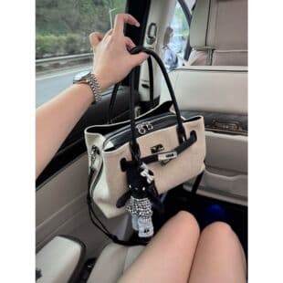 Trending Linen Tote Bag for Women 2026 New Fashion Commuter Handbag Premium Light Luxury Niche Crossbody Bag