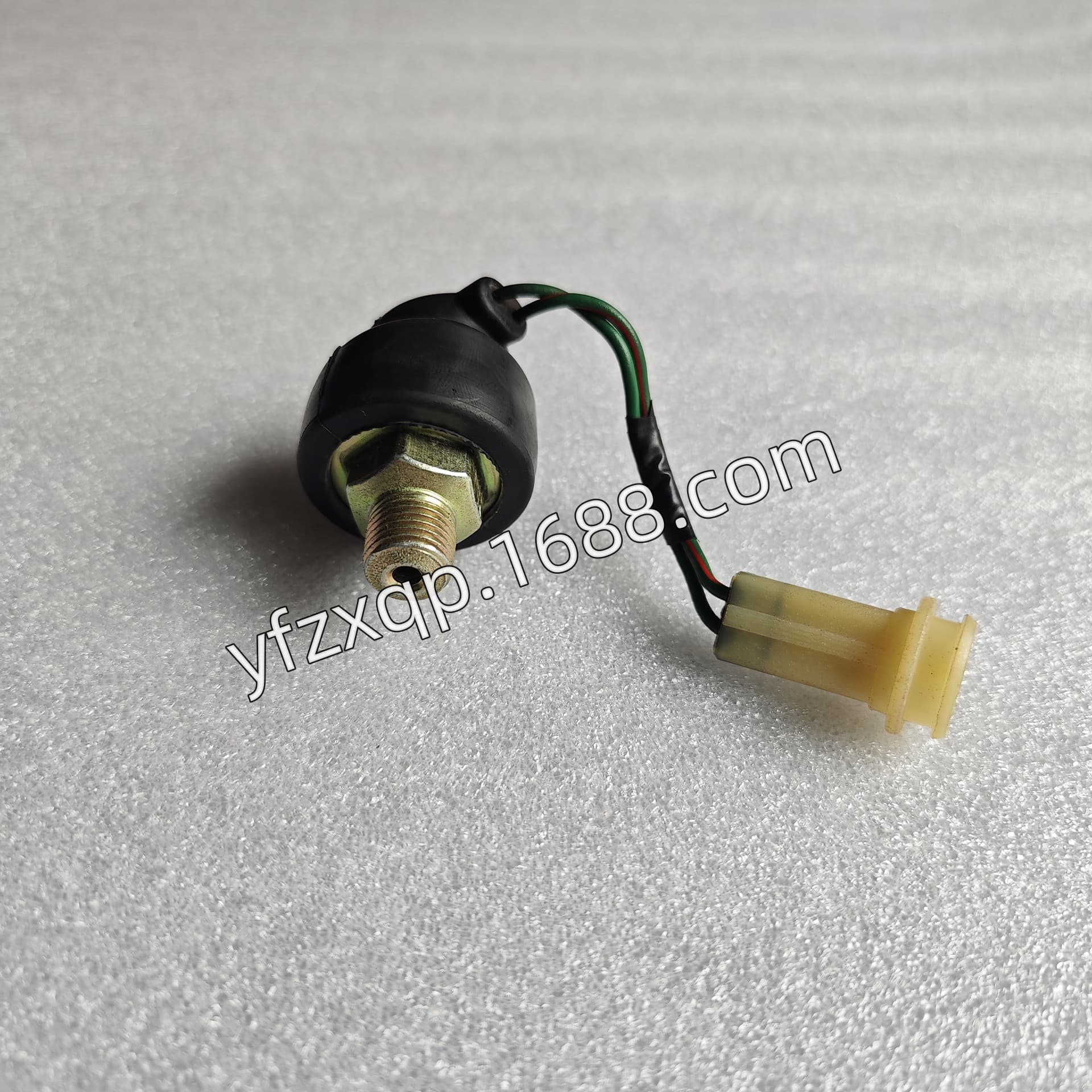 Suitable for Mitsubishi Fuso 6D24 6D22 Brake Light Switch 8Dc9 Fm517 Mc840565 Mc841493