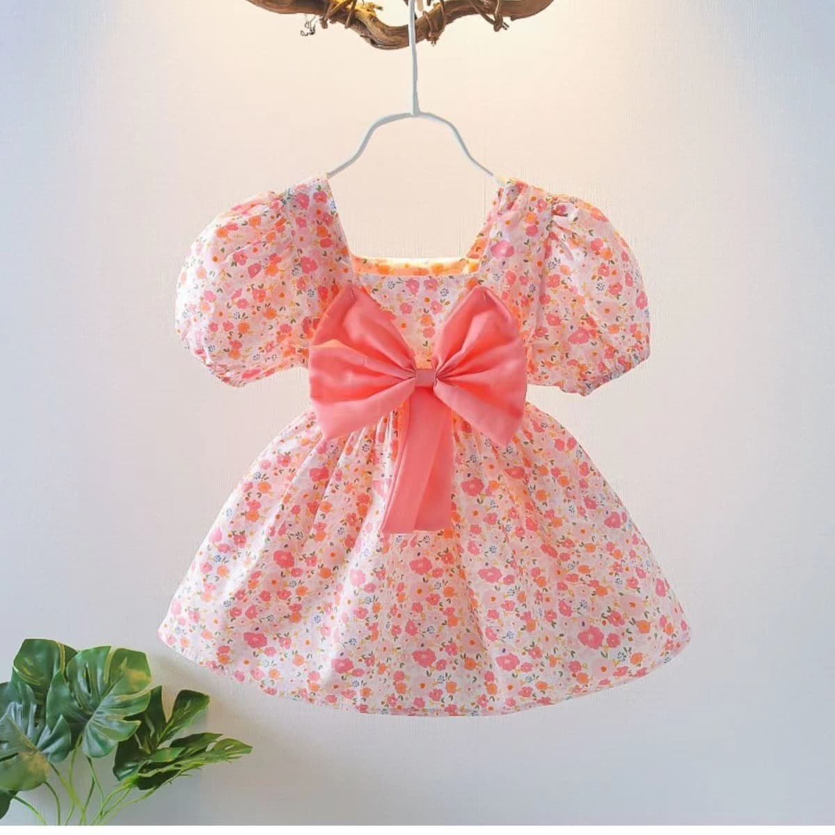 Girls Summer Dress 2024 Summer New Jumpsuit Floral Skirt Baby Fashionable Dress Baby Girl Broken