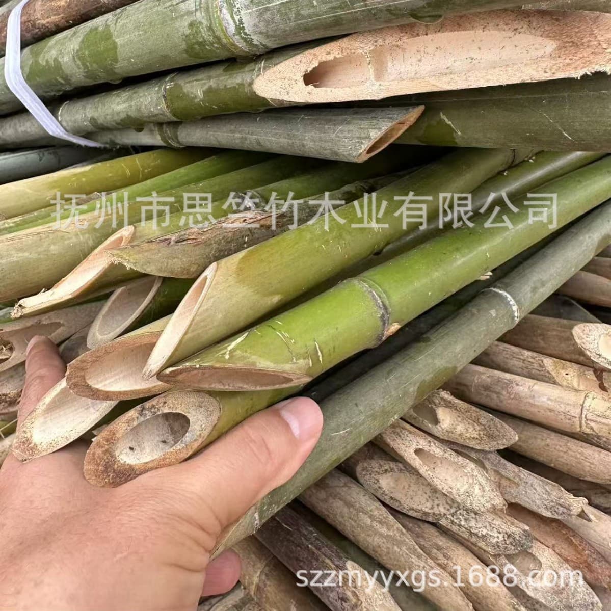 Bamboo poles for supporting winter melon, goji berries, bamboo garden trellis for cucumber and bean climbing vines, flagpole source production base
