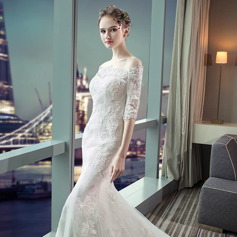 Tiktok Hot-Selling Wedding Dress 2026 New Style Bride Slim-Fit Fishtail Simple Petite Long Train Wedding Dress