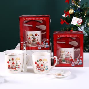 Ceramic Christmas Mug with Lid and Spoon Coffee Cup Christmas Gift Breakfast Cup Event Traffic-Building Mug with Custom Text