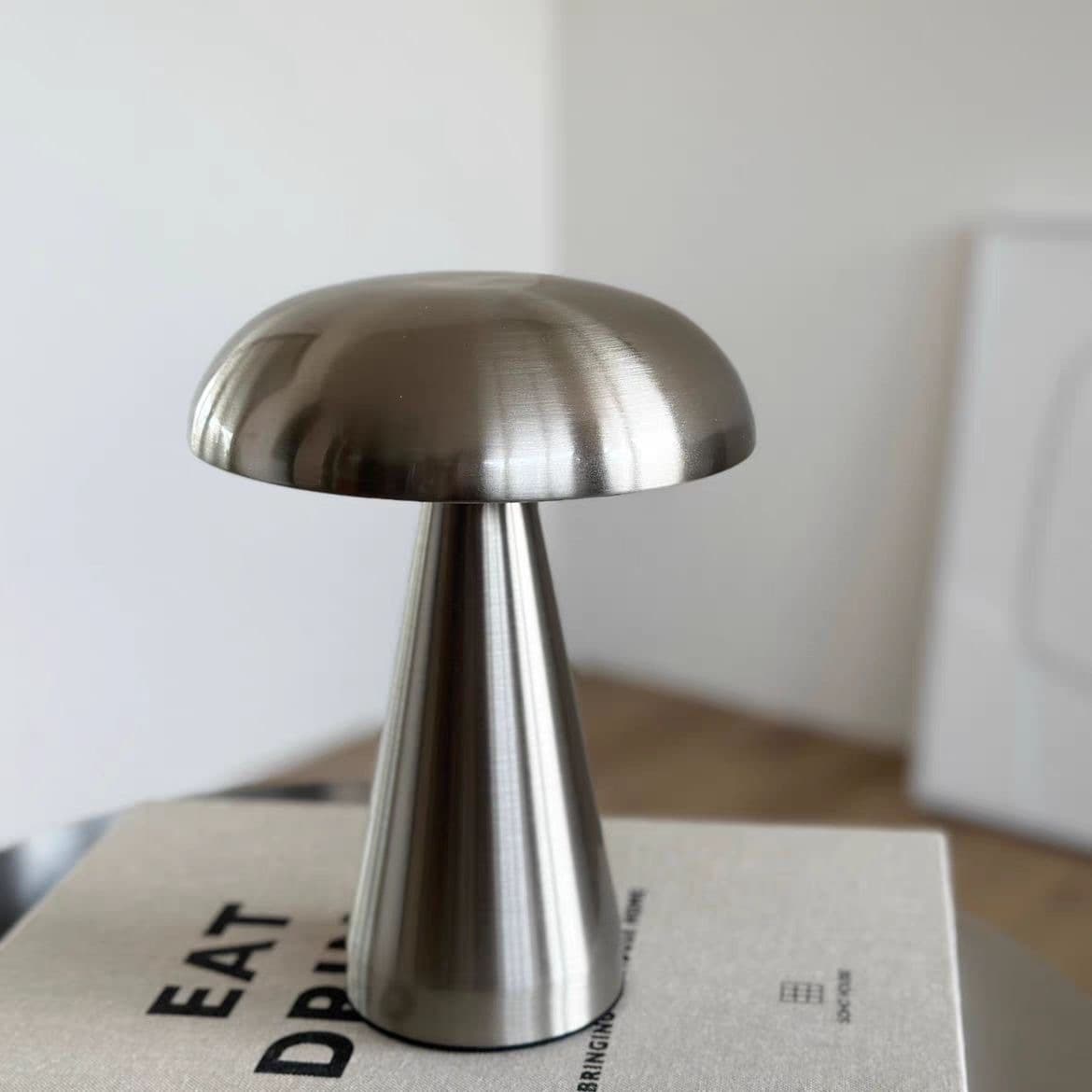 Cross-border Best-selling Mushroom Lamp Ambiance Bedroom Restaurant Cafe Bar Booth Touch Charging European Style Small Table Lamp