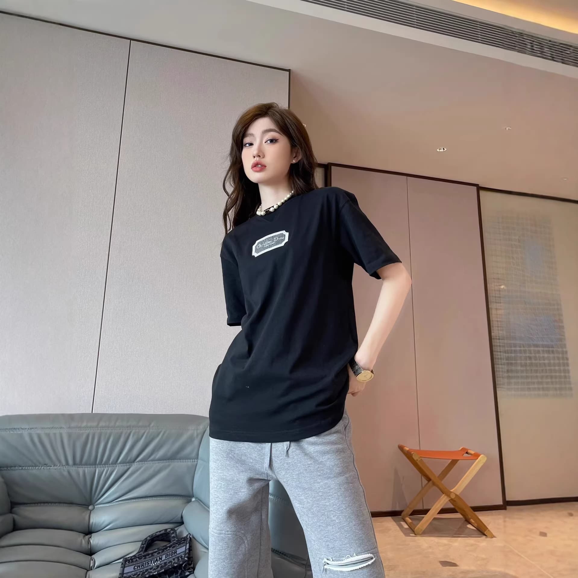 Dujia version Dijia nameplate letter embroidery casual loose men and women same style correct version round neck versatile short-sleeved T-shirt