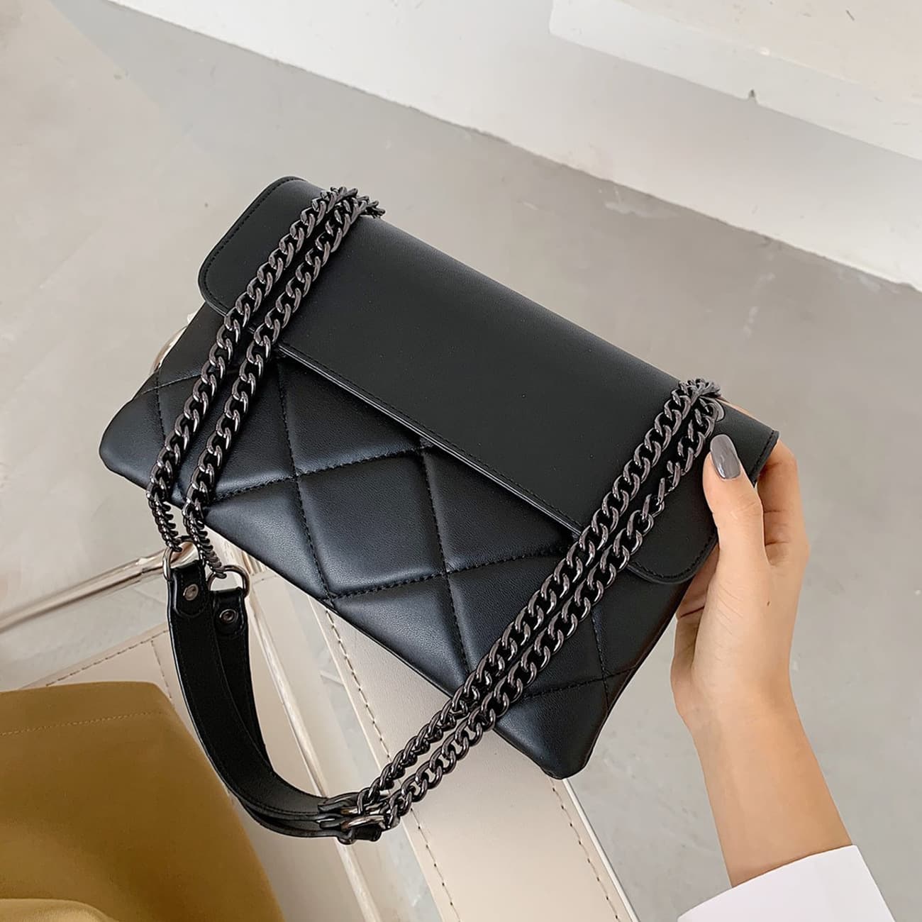 Cross-border Diamond Quilted Bag Women's Shoulder Bag Chain Underarm Bag Simple Versatile Small Square Bag 2025 New Crossbody Bag