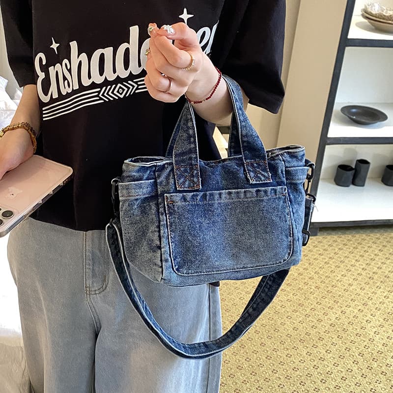 Retro heavy-duty motorcycle bag, large capacity, casual and versatile, washed denim bag, distressed texture, fashionable crossbody bag