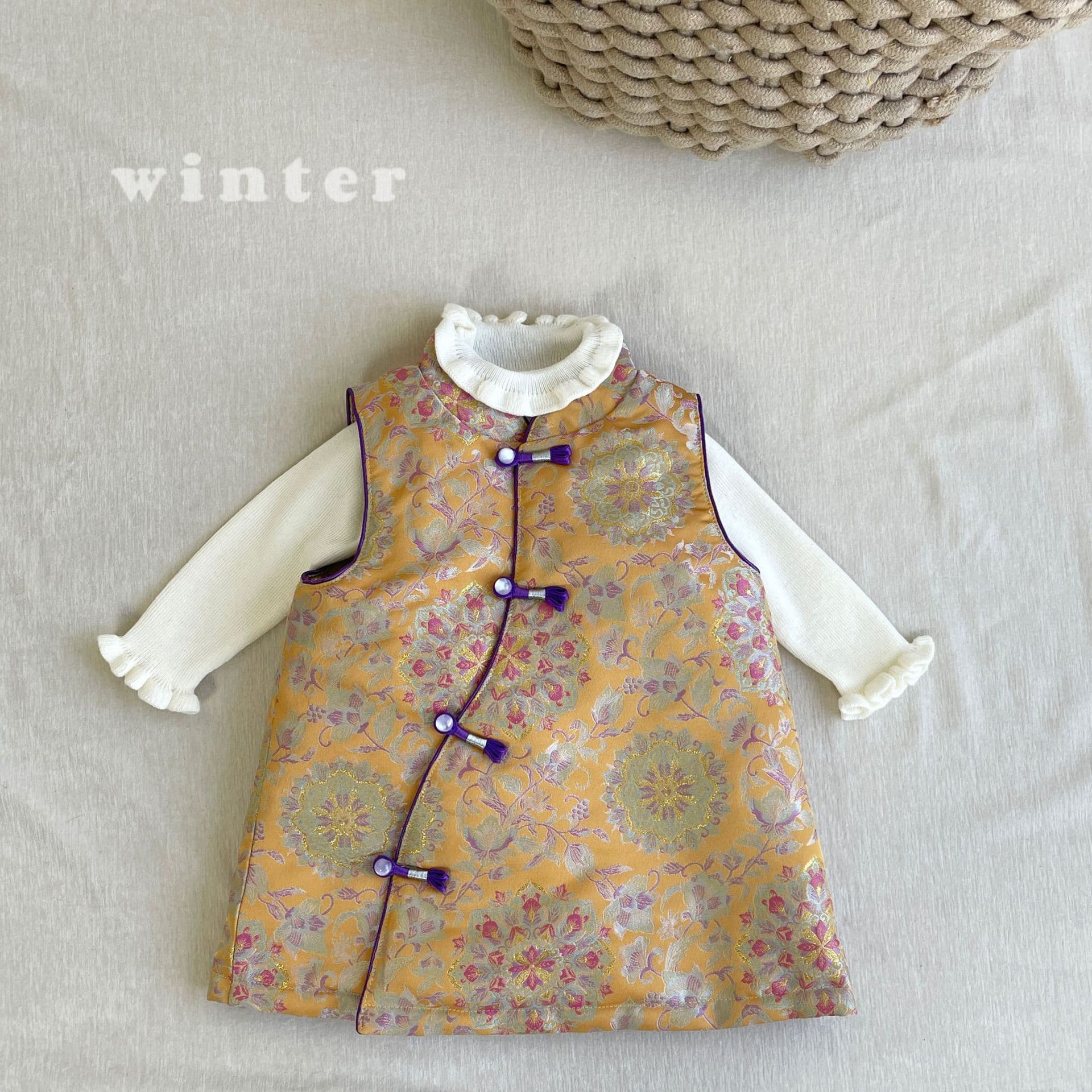 2025 Winter New Year Clothes Baby Cute Chinese Style Cheongsam Outerwear Children's Padded New Year Jumpsuit Romper
