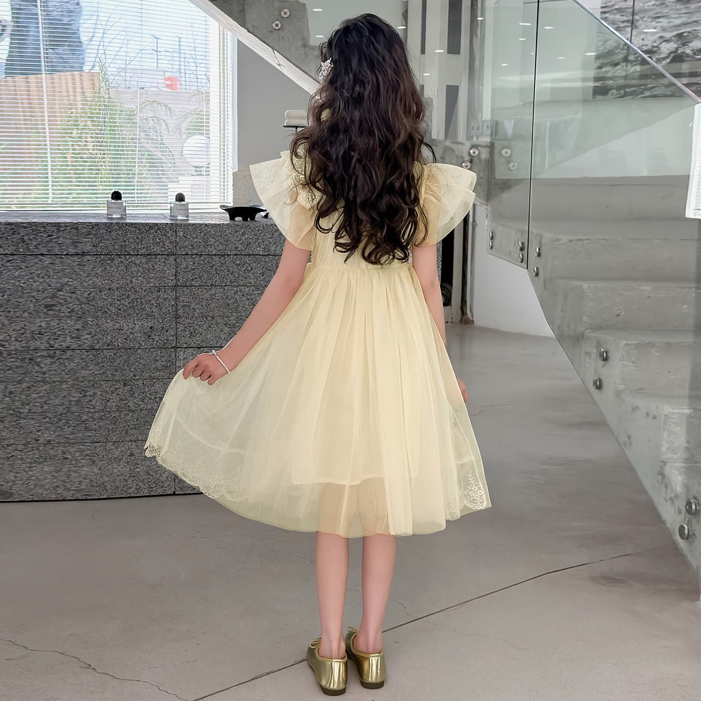 Girls' Summer Beautiful Dress 2026 New Style Big Girl Mesh Princess Dress Children's Party Gown
