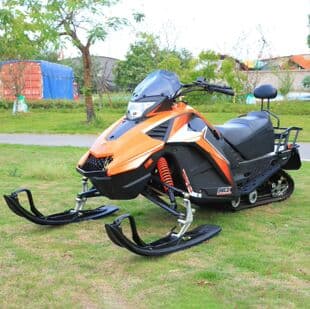 Cross-Border Export Adult 200CC Snowmobile Ride-On Sled Track Motorcycle Ski Resort Special