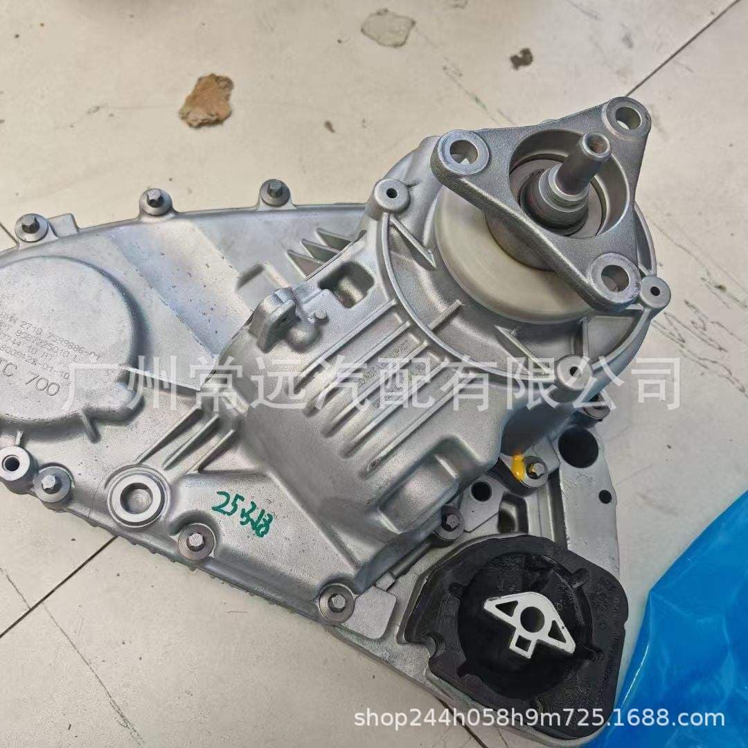 ATC700 27107555297 Transfer Case Assembly Compatible with BMW X3 X6 X5 E83 E53 E70 Transfer Case