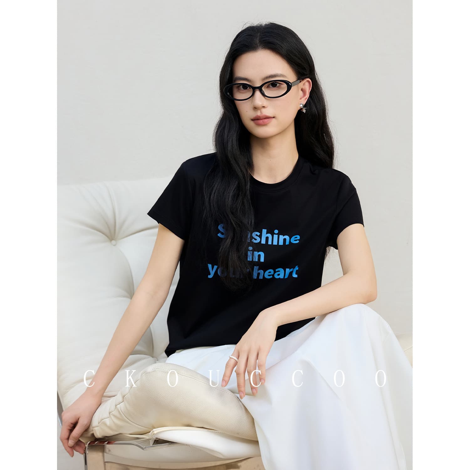 Rongtai casual style mulberry silk lettered right shoulder round neck short sleeve slim fit basic style Hong Kong style cotton T-shirt