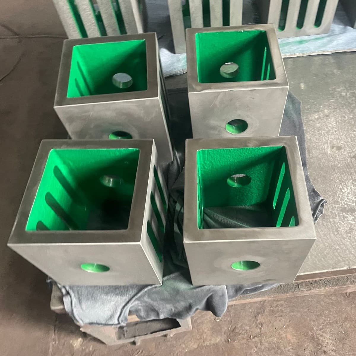 Fitter Grade 1 Precision Scraping Inspection and Marking Square Box, Equal Height Pad Box, Spring Machine Tool Custom Square Box from Drawing