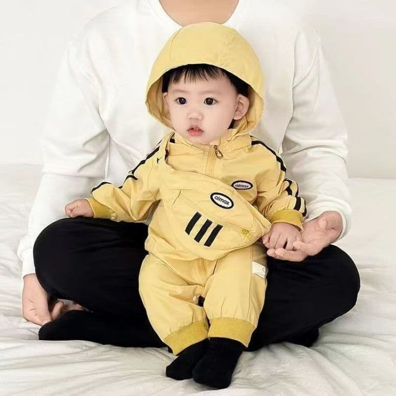 Baby's new autumn clothing, baby boy's stylish jumpsuit, cute little backpack, spring and autumn style, trendy outdoor clothing