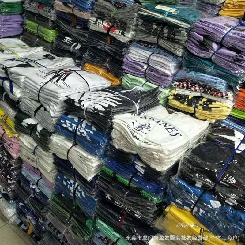 Wholesale Men's T-shirt for Export to Southeast Asia and America, Factory Bulk Supply at Low Prices