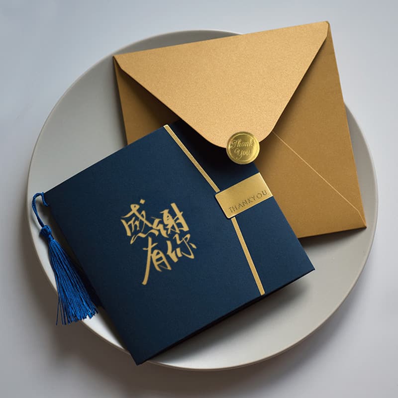 High-end creative retro greeting cards, thank-you cards, envelopes, business greetings, employee birthday cards, and holiday cards.