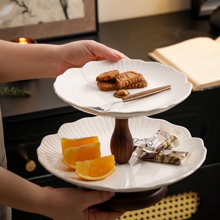 Tall Ceramic Fruit Plate for Home, High-Aesthetic Snack Pastry Fruit Tray, Living Room Coffee Table Multi-Layer Storage Creative Decoration