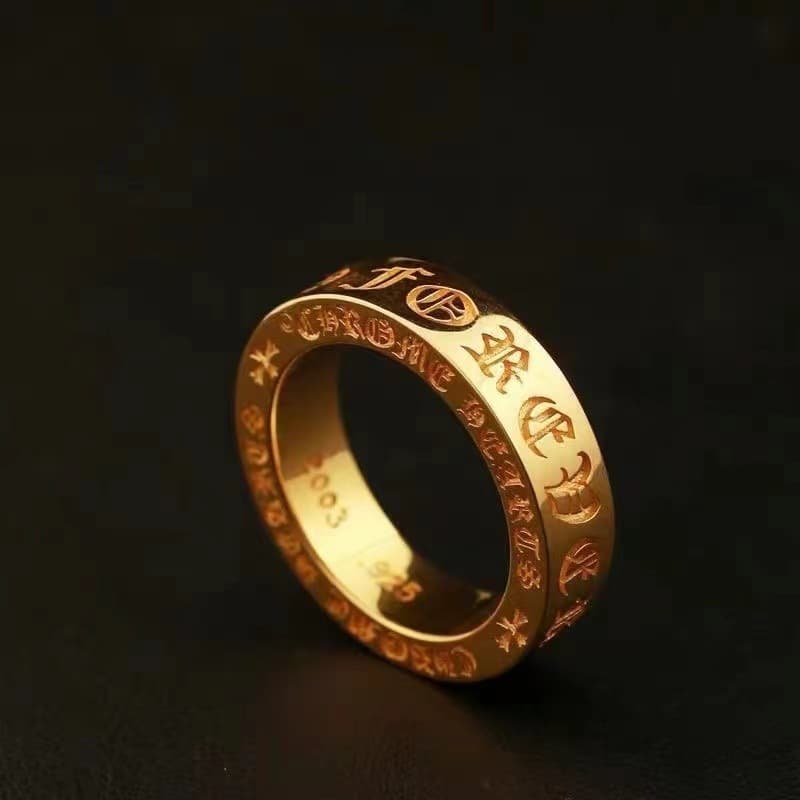 High-quality Chloe CH gold-plated Eternal Heart True Love Ring, fashionable and unique punk-style couple rings for men and women.