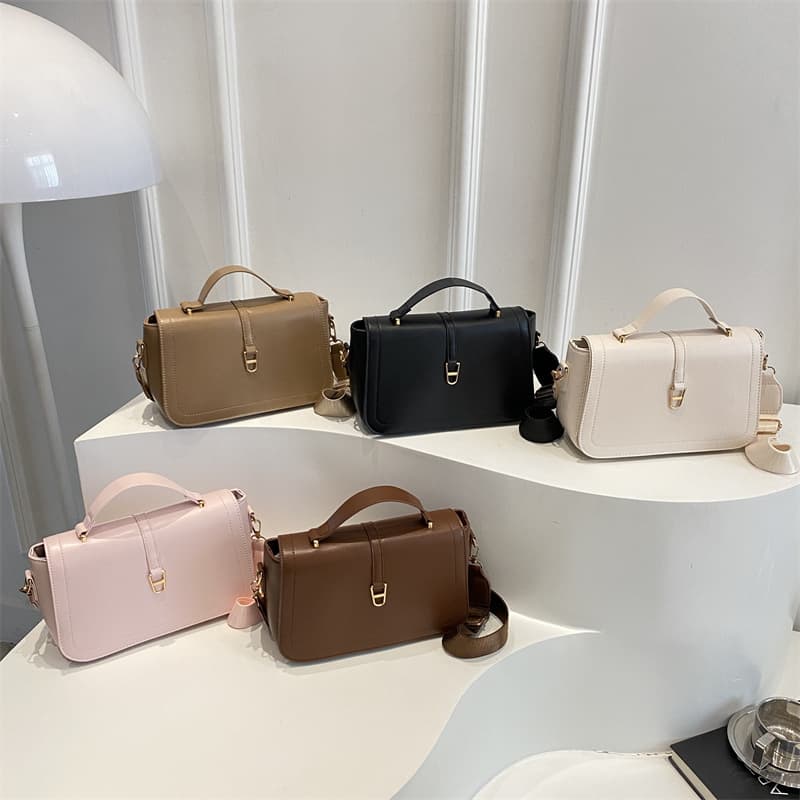 2026 Korean Style Fresh Women Bags Casual New Light Luxury Wide Strap Crossbody Bag Textured Shoulder Small Square Bag for Women