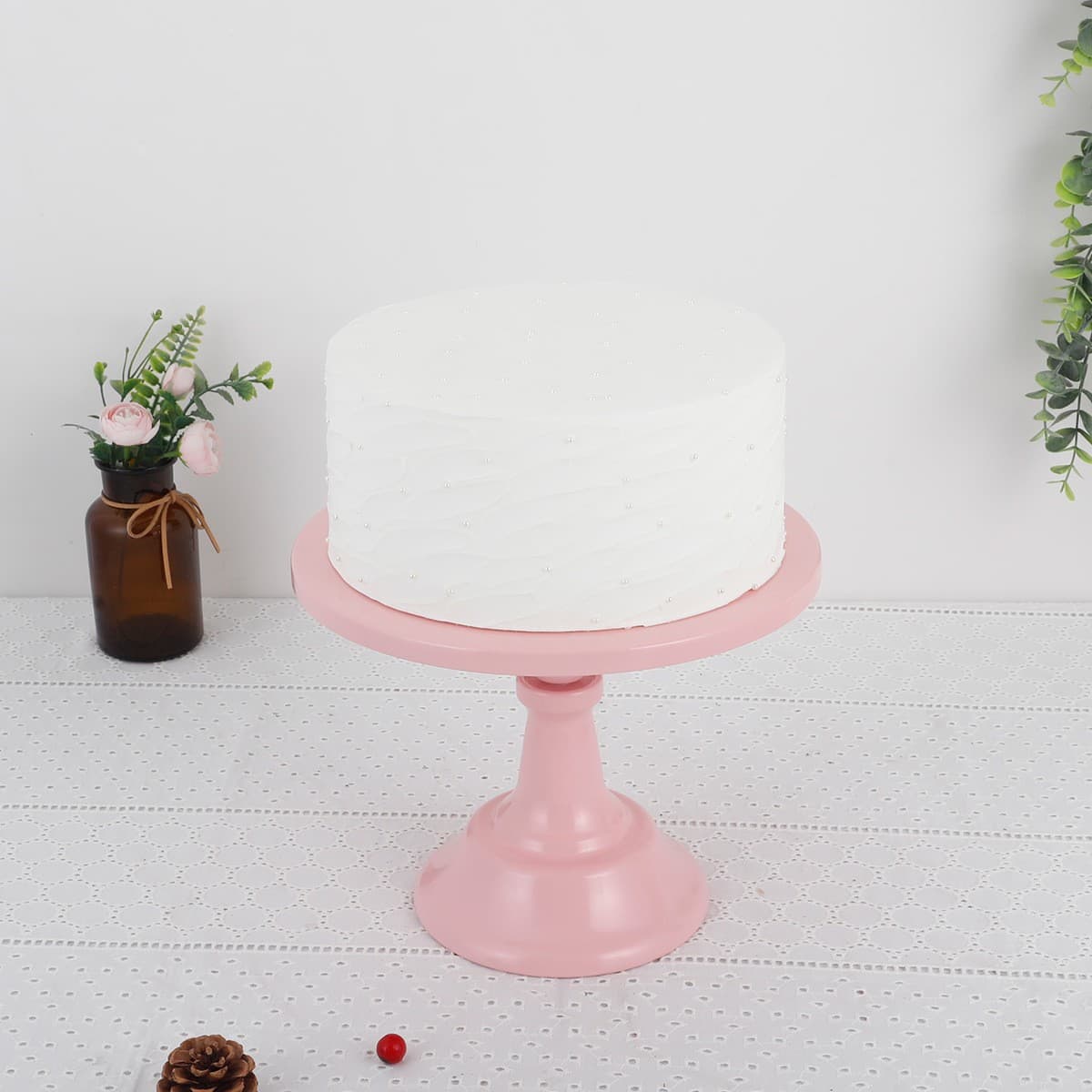 European-style cake stand, wrought iron cake tray ornament for milk tea shops, dessert and pastry high-foot tray, wedding decoration prop for parties