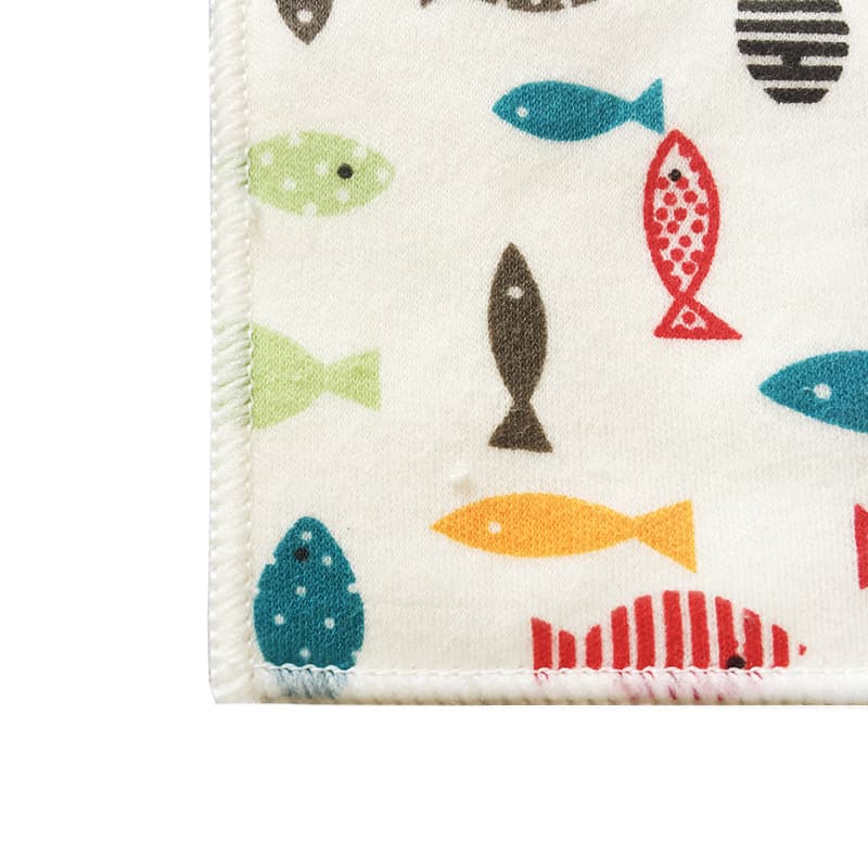 Colorful fish heat transfer flat composite coral fleece handkerchief soft skin-friendly absorbent factory direct hand towel