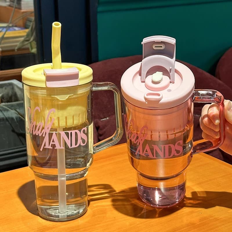 New summer super-sized water bottle, stylish, simple, fresh, large capacity, portable tea infuser for men and women, students.