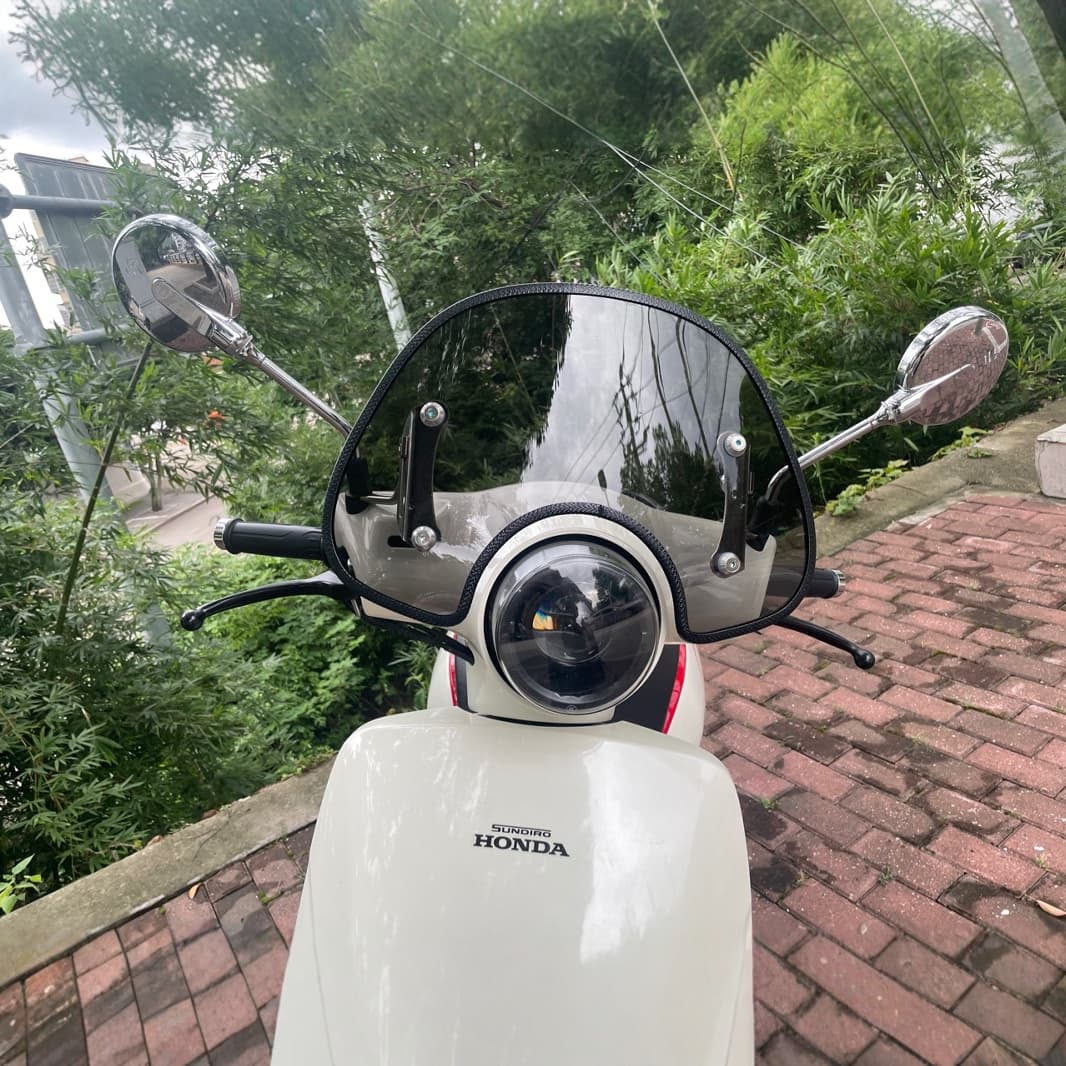 Compatible with Sundiro Honda NS125LA Windshield, Sundiro Retro Scooter Modified Accessories Wind Deflector