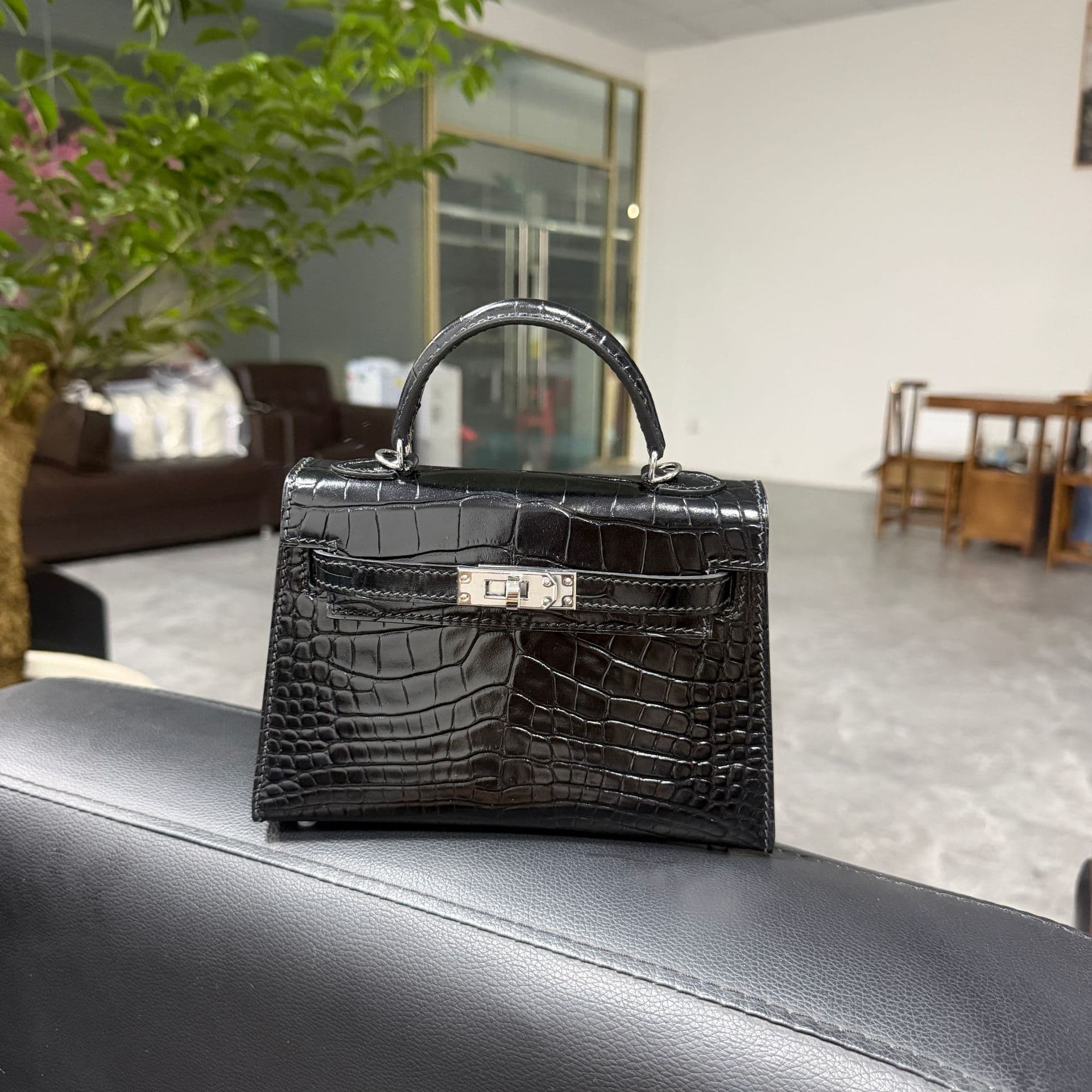 H family wax thread hand-stitched mini Kelly bag, all-steel hardware, crocodile pattern, portable genuine leather cross-body Kelly flat replacement bag for women