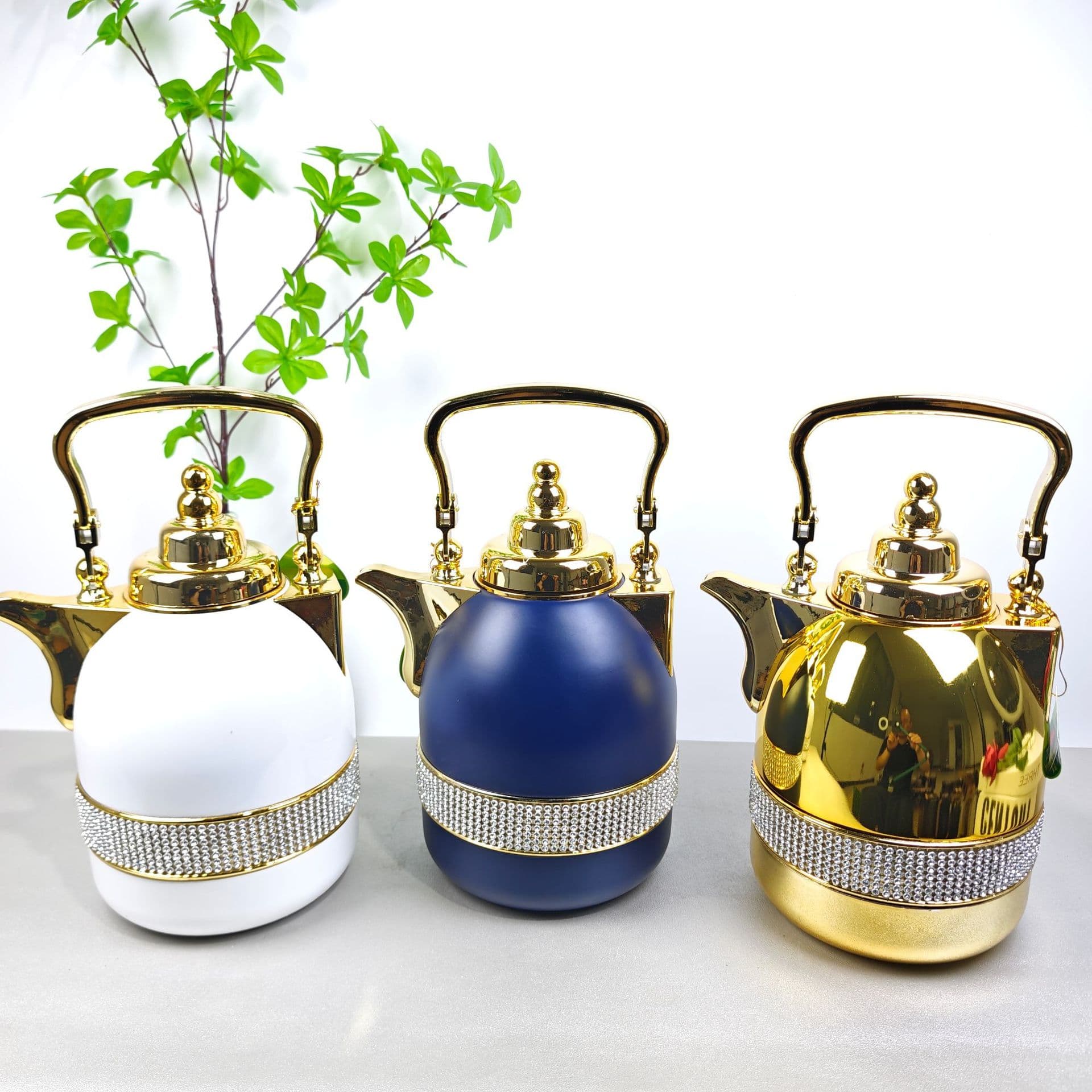 Vacuum Flask insulated kettle large capacity portable thermos glass liner thermos cup dormitory thermos
